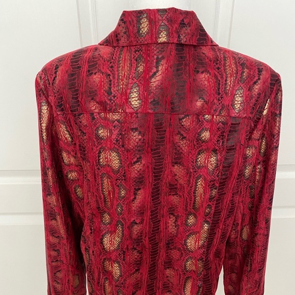 SPRING SALE--Linear Red & Gold Metallic Lightweight Jacket - Picture 5 of 10